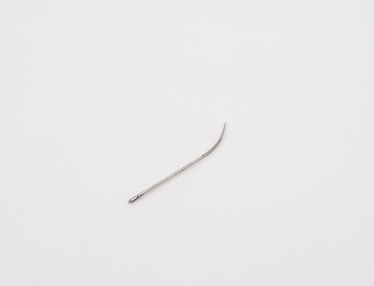 Suture needle, steel, half-curved