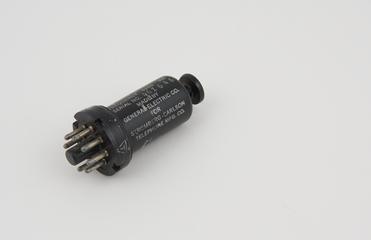 Crystal unit, 3265 KHz, Serial no. 461646