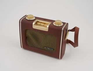 Ever Ready "Skymaster" transistor radio receiver