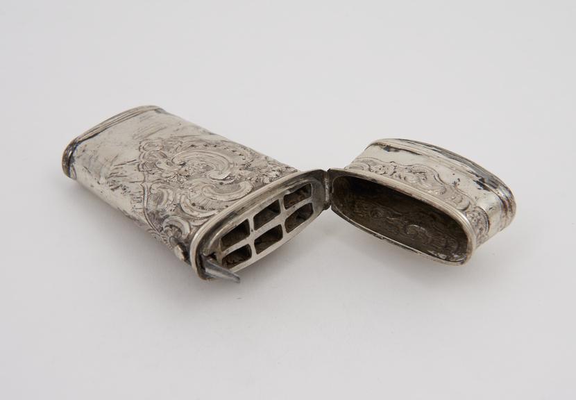 Empty lancet case, silver, no hallmark, 1750 to 1850