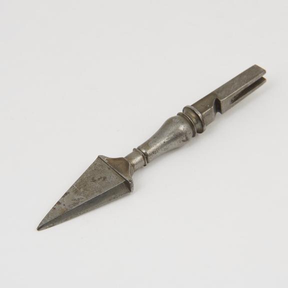 Bit from cranial trephines