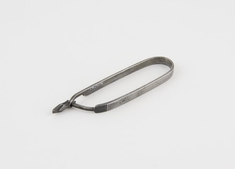 Artery forceps, bow-shaped, steel, by Collin of Paris, 1860-1900