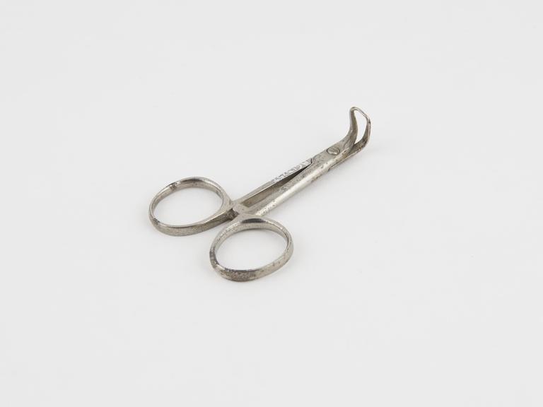 Backhaus' towel clip, steel, nickel-plated, probably British