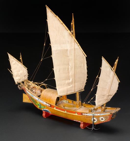 Small model of Hangchow Bay boat