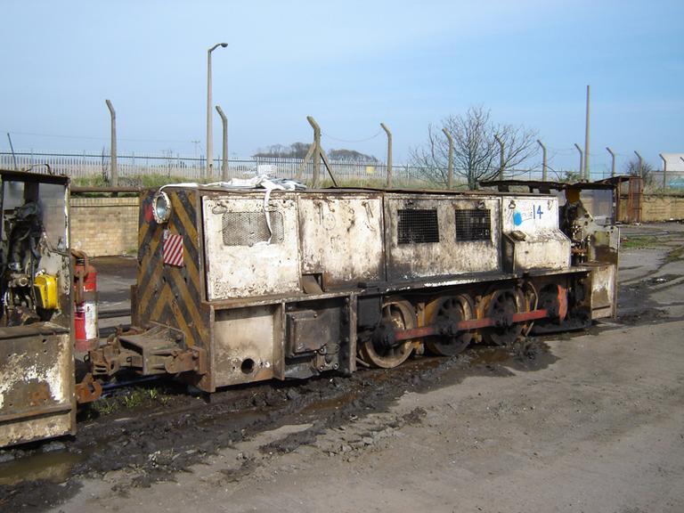 Ellington mining loco No. DM1274