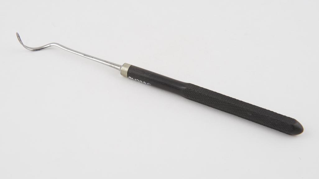 Hernia needle, steel and ebony, by Hawksley of London, 1865-1900