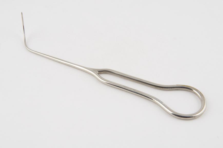 Lockwood's hernia needle, steel, nickel plated