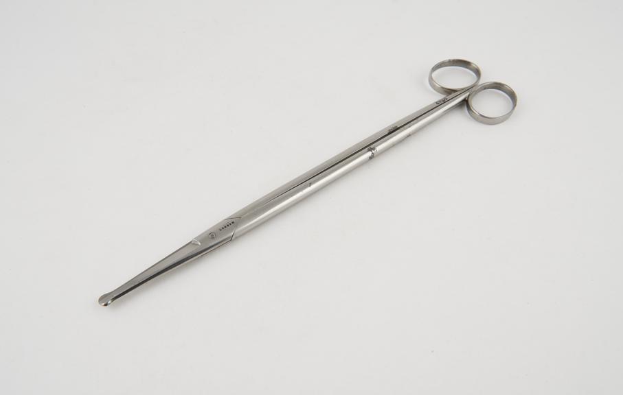 Fraenum scissors, steel, by Savigny and Co. of London 1810-1850