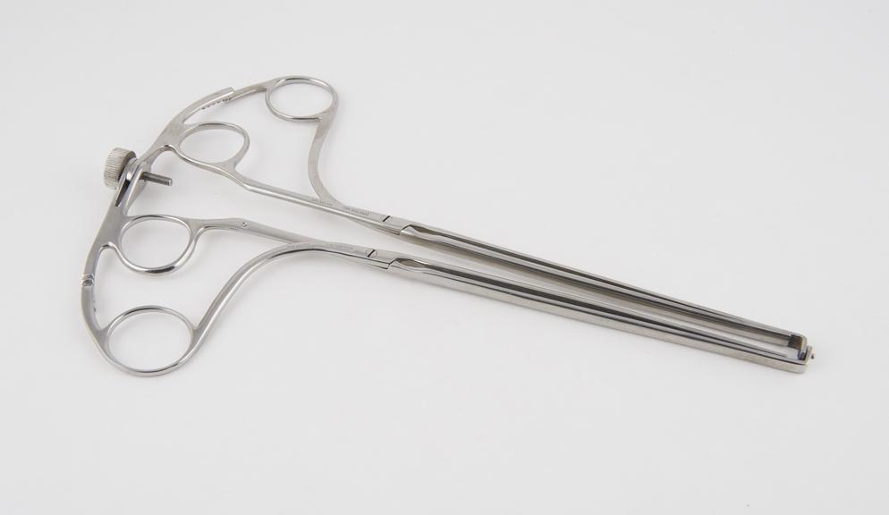 Abadie's or Fontain's twin pattern stomach clamp forceps