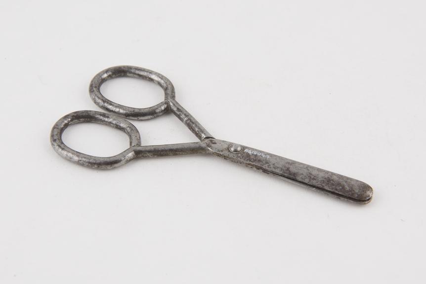 Dressing scissors, prossibly 19th century, steel