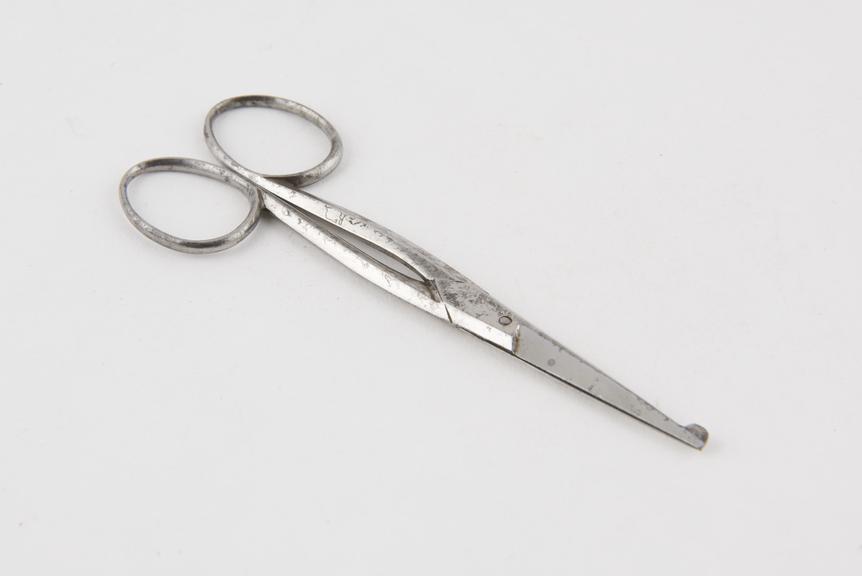 Surgical scissors by Ferguson, London, England, 1822-1869, steel