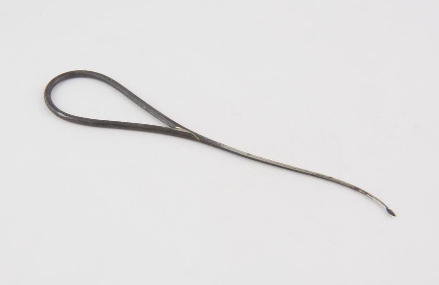 Cleft palate needle, steel, probably English, 1880-1920