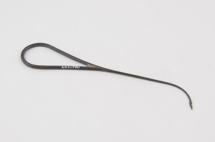 Cleft palate needle, steel, by Down of London, 1880-1920