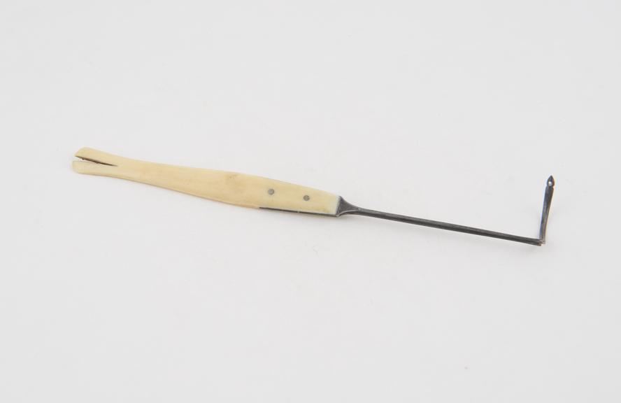 Cleft palate needle, steel and ivory, 19th century