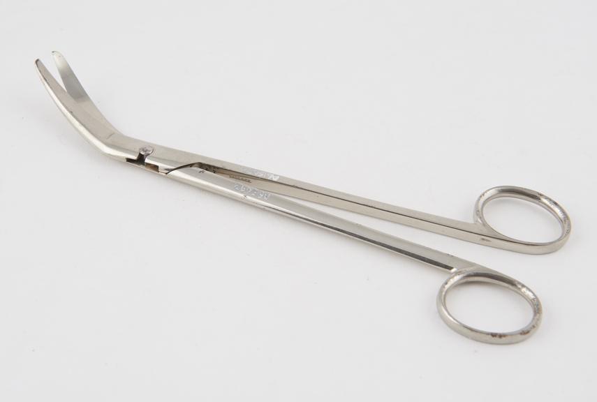 Uterine scissors, Emmet, angled