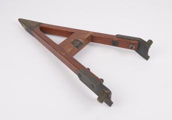 Tripod leg for prismatic astrolabe, British, 1930-1939