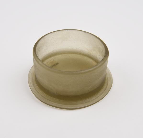 Thick glass ointment pot