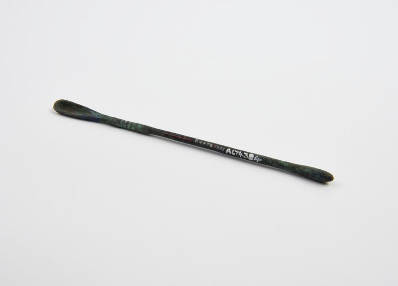 Scoop and olive-ended probe combined