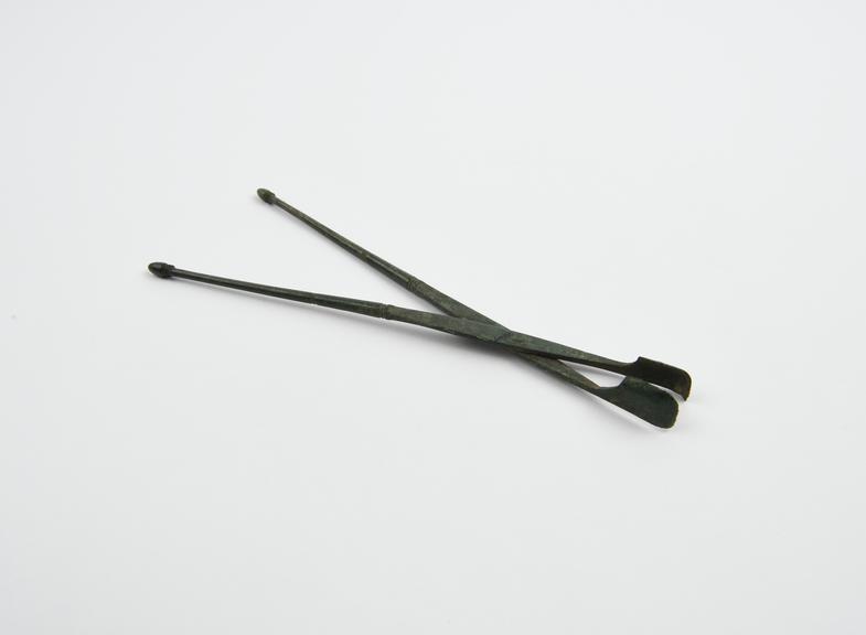 Metal copy of bronze Graeco-Roman uvula forceps