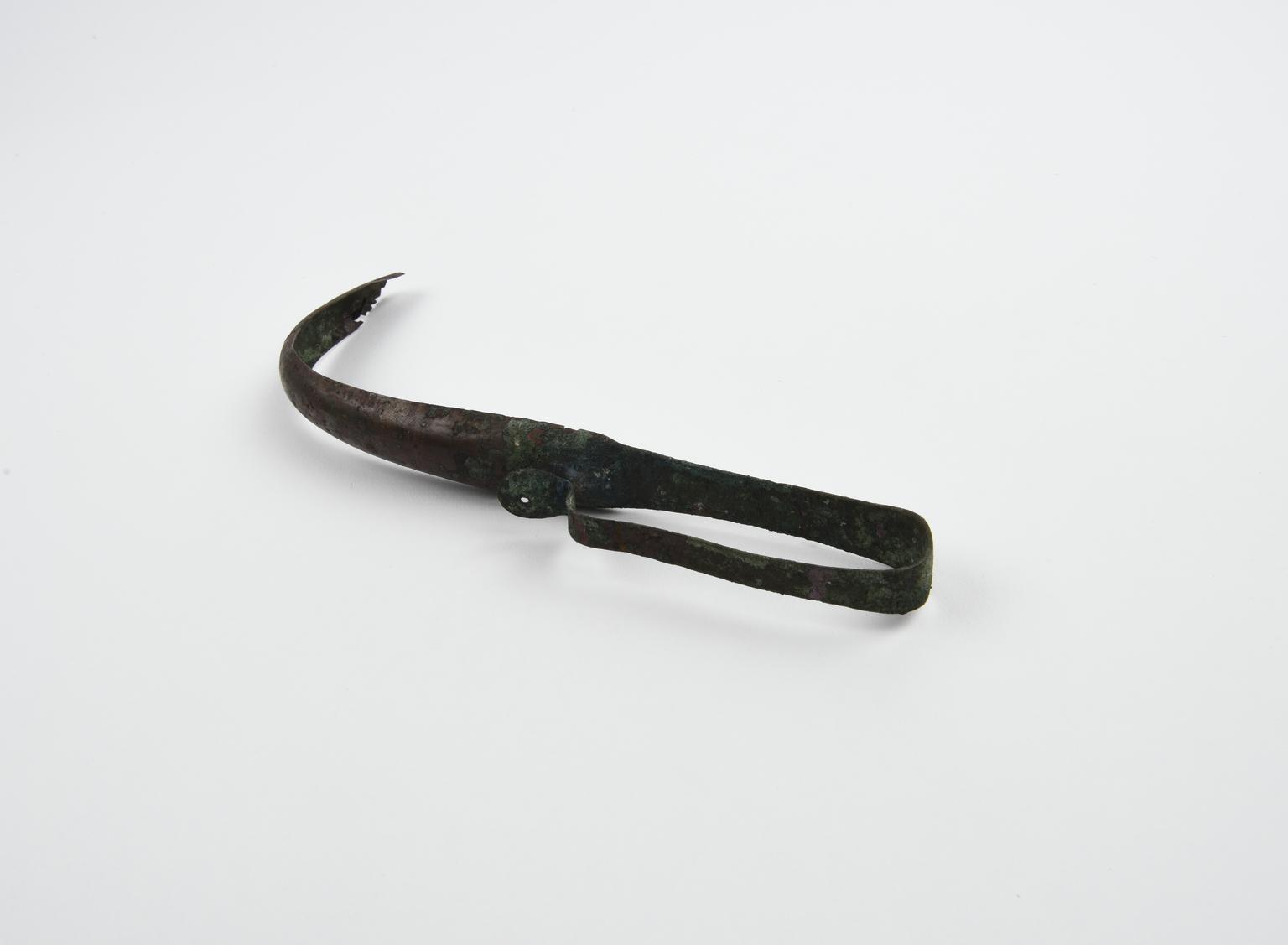 Strigil, bronze, Roman, from Pompeii | Science Museum Group Collection