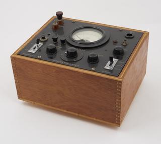 pH meter type D-449-A