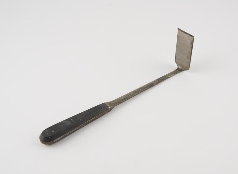 Retractor, steel and ebonite, by Maw of London, 19th century