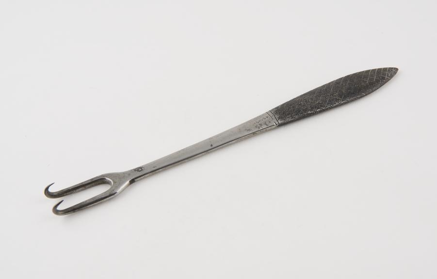 Retractor, steel, by Arnold of London, 1819 to 1857