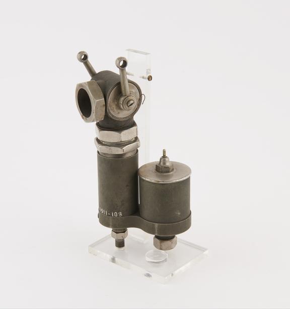 Spray carburettor made by Brown & Barlow Ltd