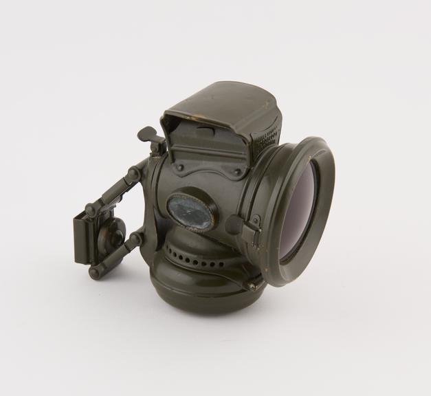 "Horoscope" no.95 oil lamp. 1909-1922