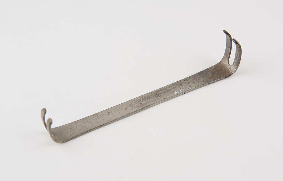 Double headed retractor, steel, 1880 to 1920