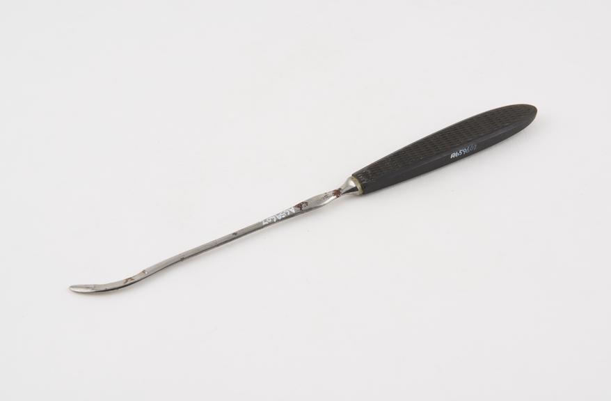 Hernia bistoury, steel and ebony, by Mathieu of Paris