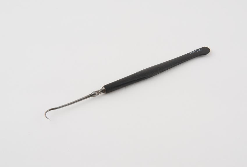 Surgical hook, sharp, probably 18th or early 19th century