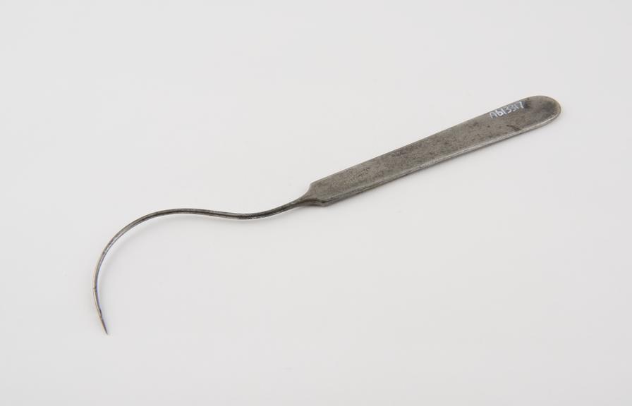 Hernia needle, steel, by Medical Supply of Sheffield, 1880-1920