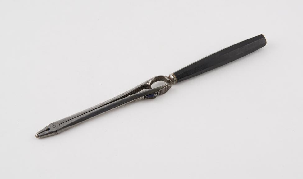 Pair of tweezers | Science Museum Group Collection