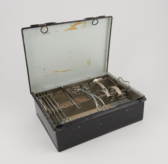 Emergency tracheotomy set, Ministry of Health standard pattern