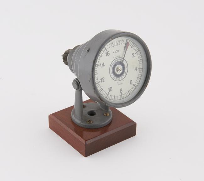 Revolution Counter German electric induction type