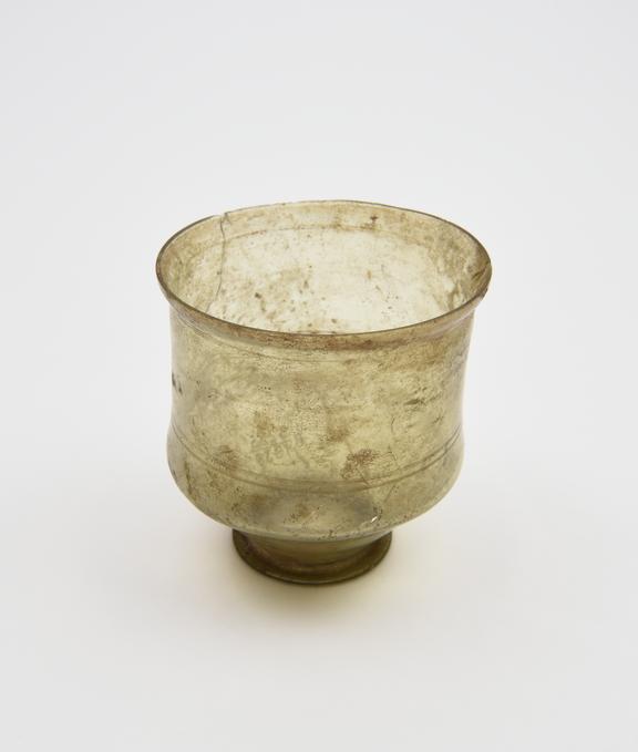 Glass drinking cup, early Roman, 1 to 150 AD