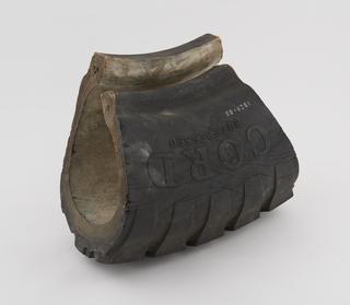 Section of motor vehicle tyre