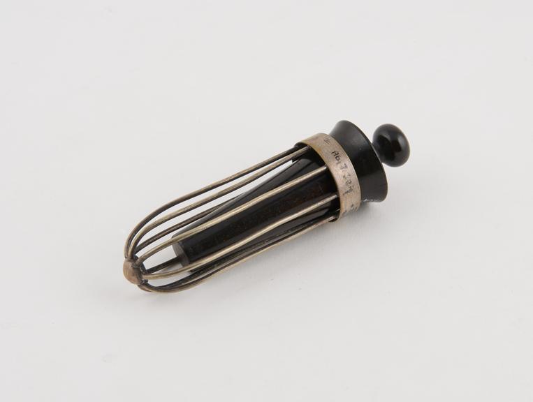 Vaginal speculum, bath, metal, electro-plated, wooden plug