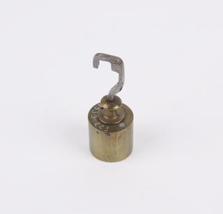 Weight from model of a platform scale