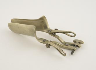Vaginal speculum