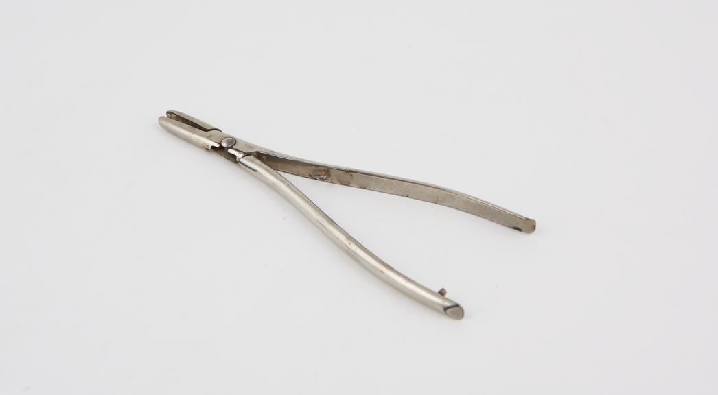 Needle holder,likely to be British, 1880-1930