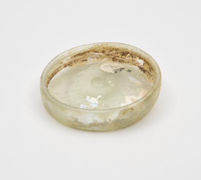 Glass base, Roman, 251-450AD