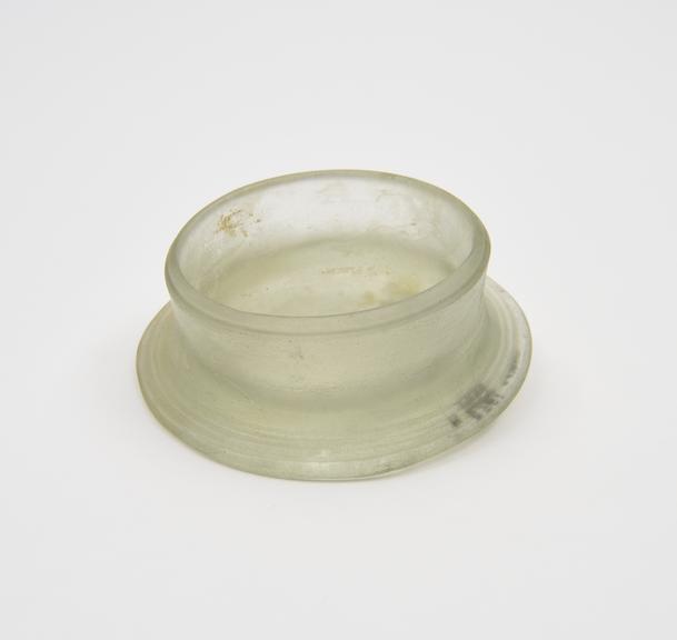 Glass lid, like those found with cupping glasses (?), Roman