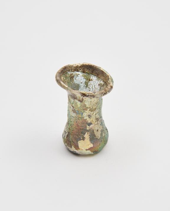 Glass flask, Islamic