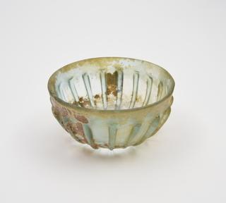 Glass bowl