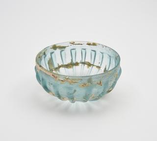 Glass bowl