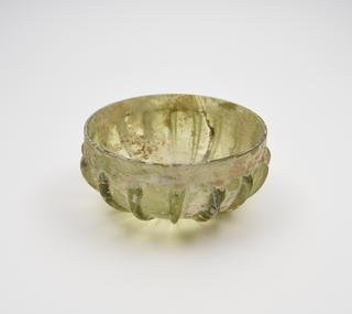 Glass bowl