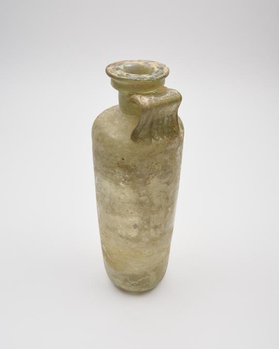 Glass bottle