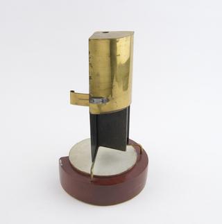 "Victor Designscope" polyangular kaleidoscope